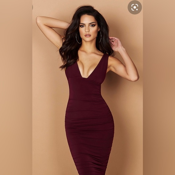 Nookie Jolie Plunge Midi Dress in Wine NWT - Picture 4 of 9